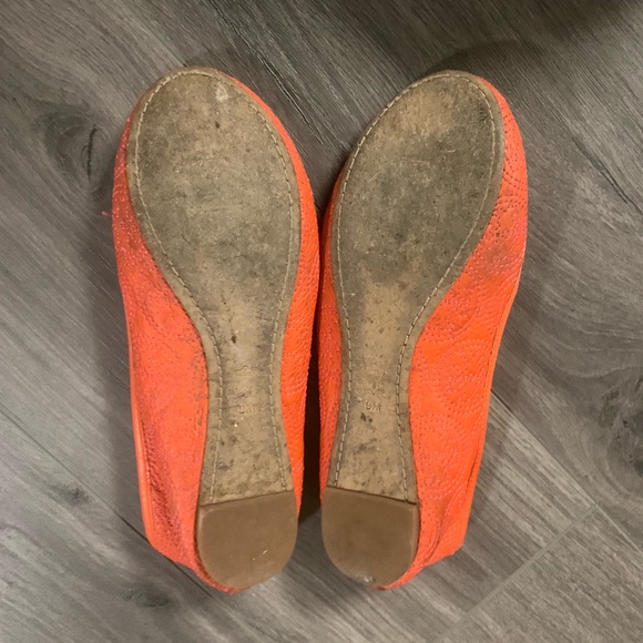 Be summer ready with this cute Tory Burch flats - Picture 4 of 5